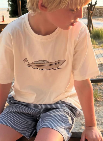 t-shirt speedboat