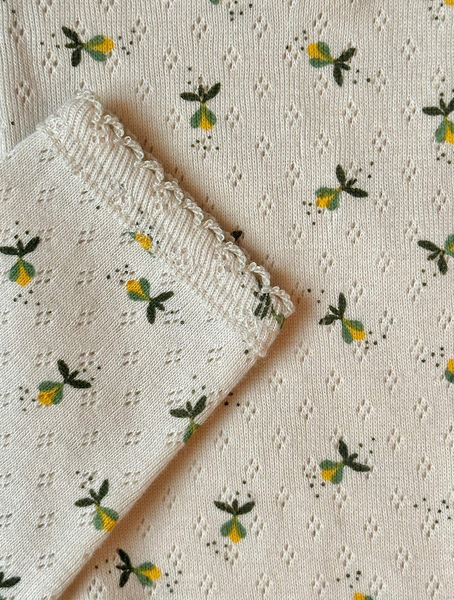 Pointelle body - fluffy bell honey