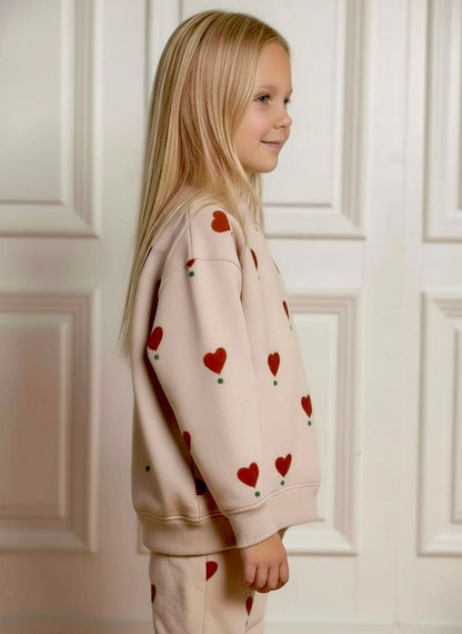 Sweatshirt - hearts on point
